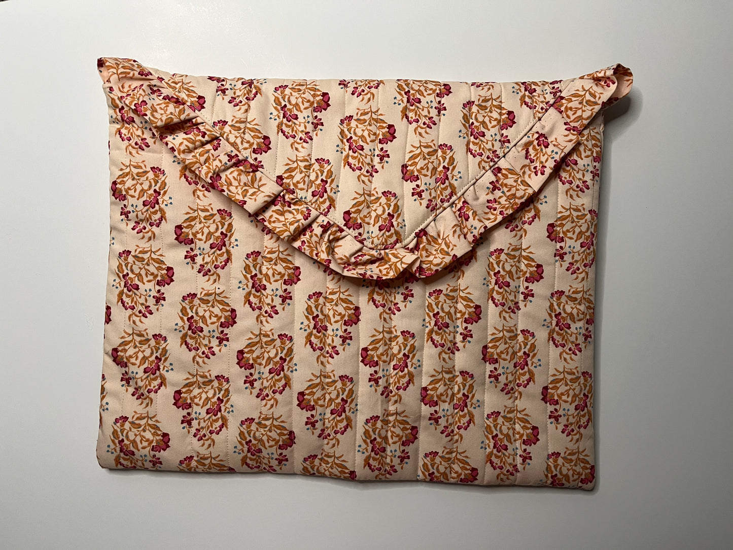 Ruffle Envelope Laptop Sleeve
