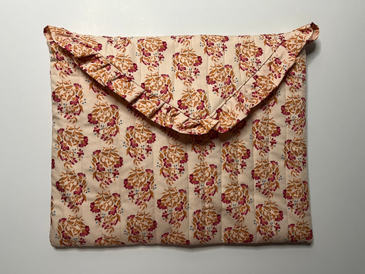 Ruffle Envelope Laptop Sleeve