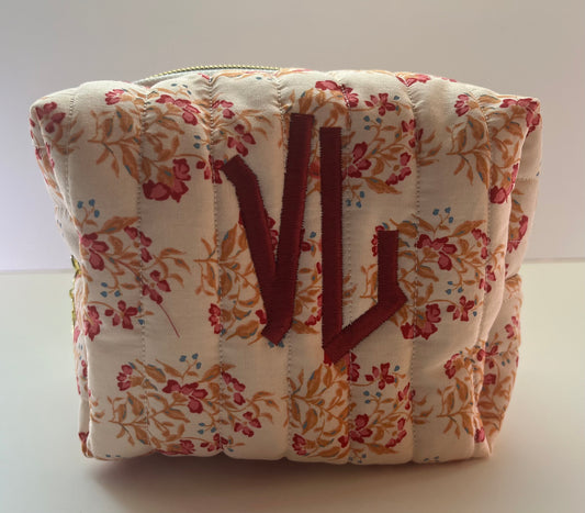 Medium cosmetic boxy pouch.